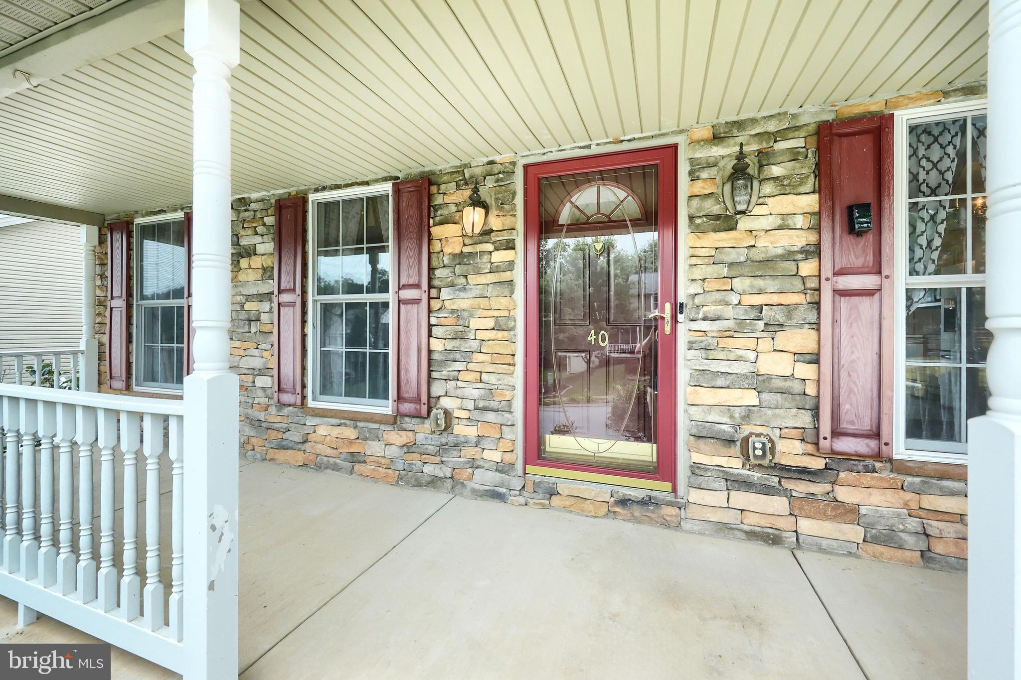 40 WINTERBERRY LANE