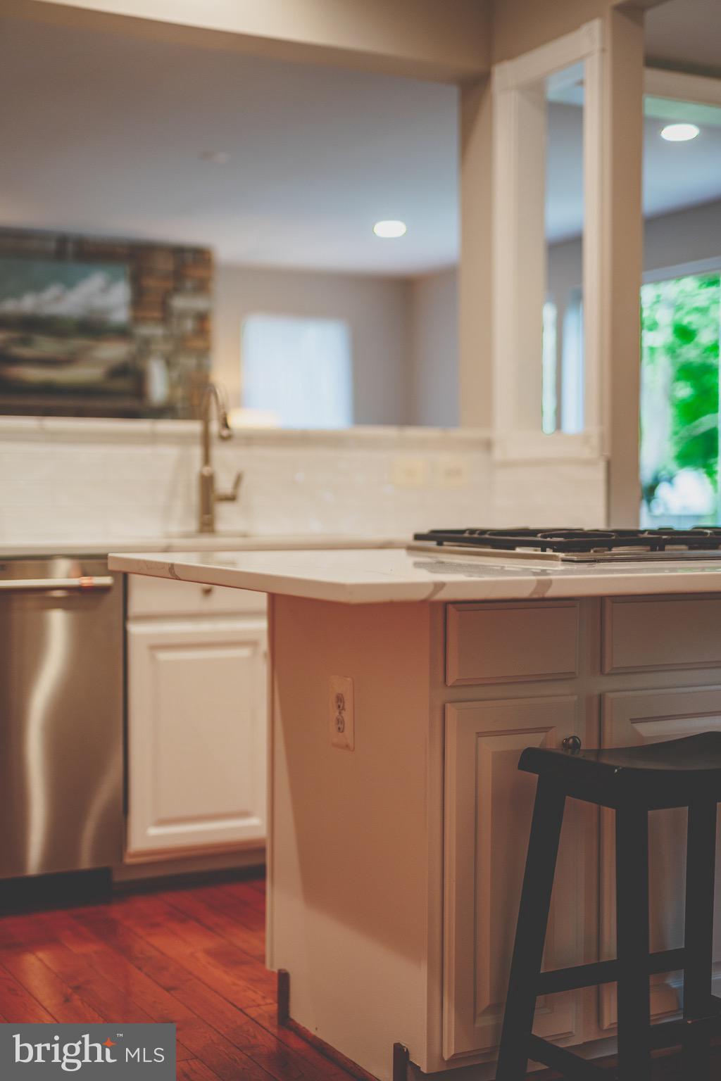 HAMLET AT LEESBURG - Residential