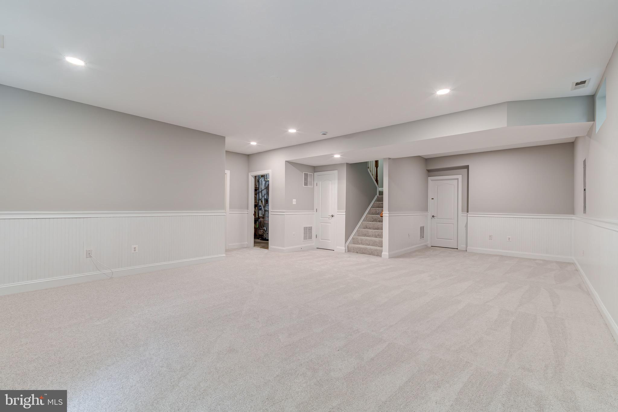 HAMLET AT LEESBURG - Residential