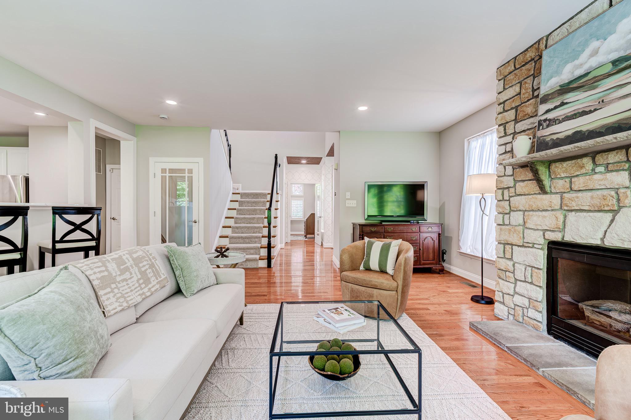 HAMLET AT LEESBURG - Residential