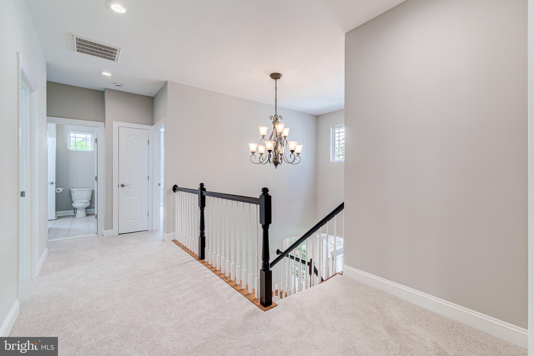 HAMLET AT LEESBURG - Residential