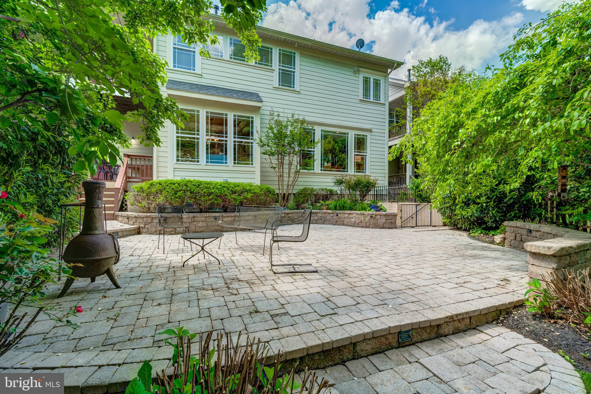 HAMLET AT LEESBURG - Residential