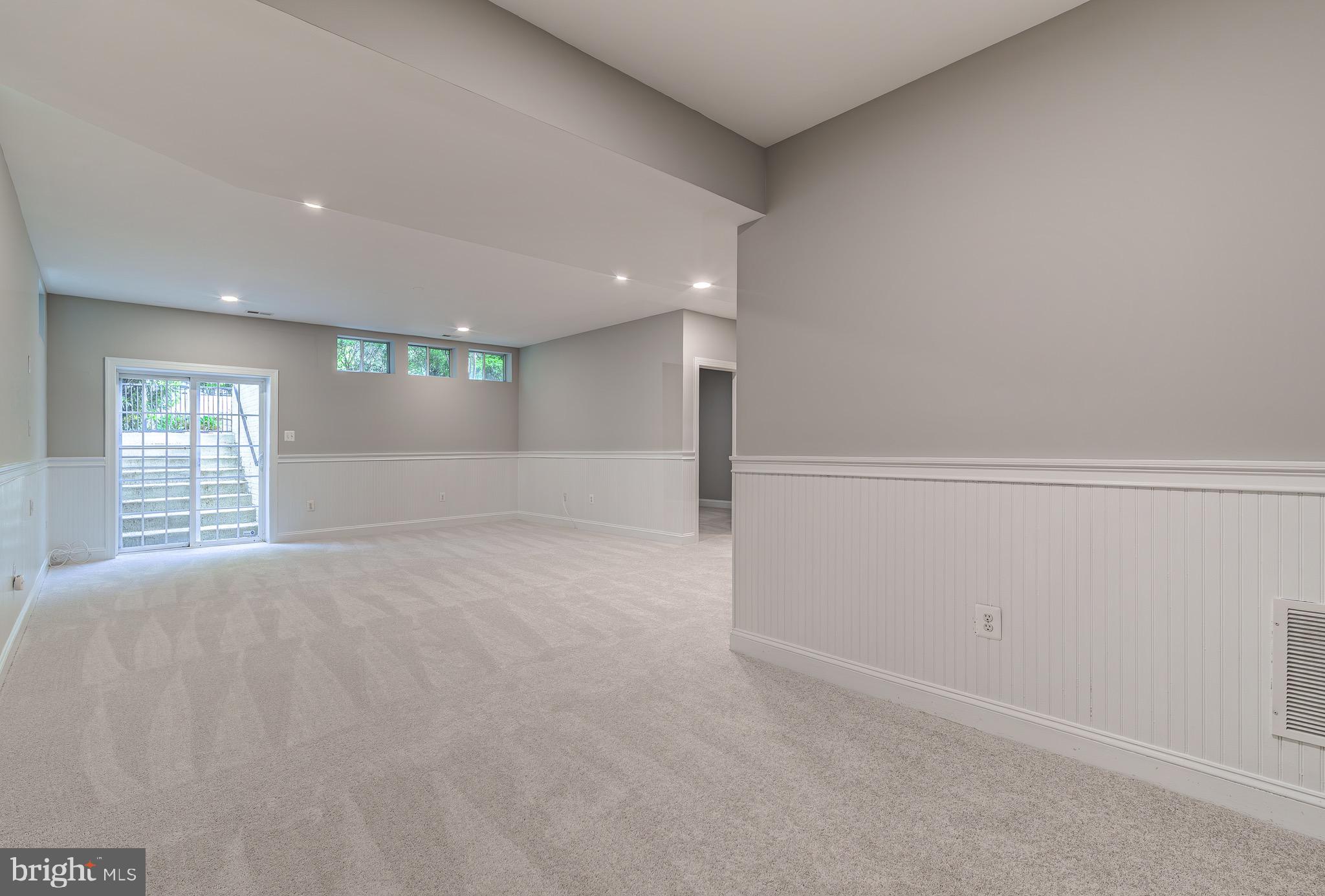 HAMLET AT LEESBURG - Residential