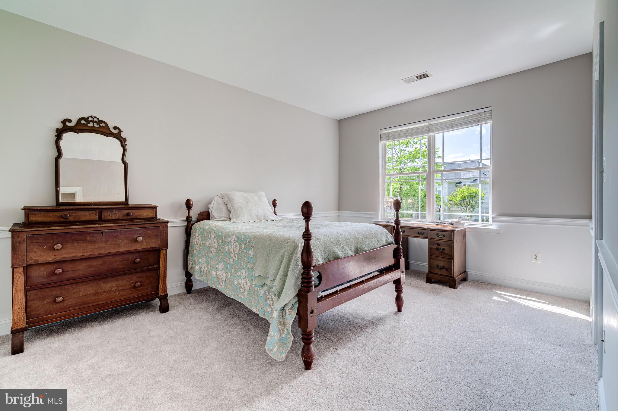 HAMLET AT LEESBURG - Residential