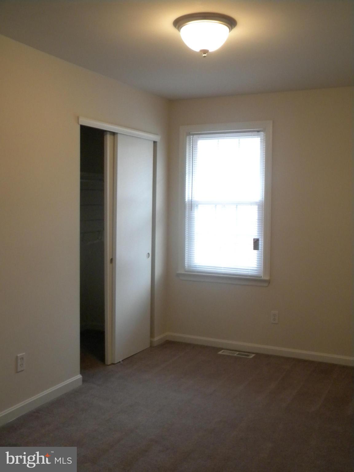 STAFFORD OAKS - Residential Lease