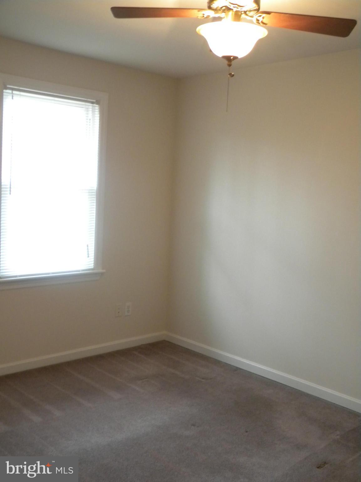 STAFFORD OAKS - Residential Lease