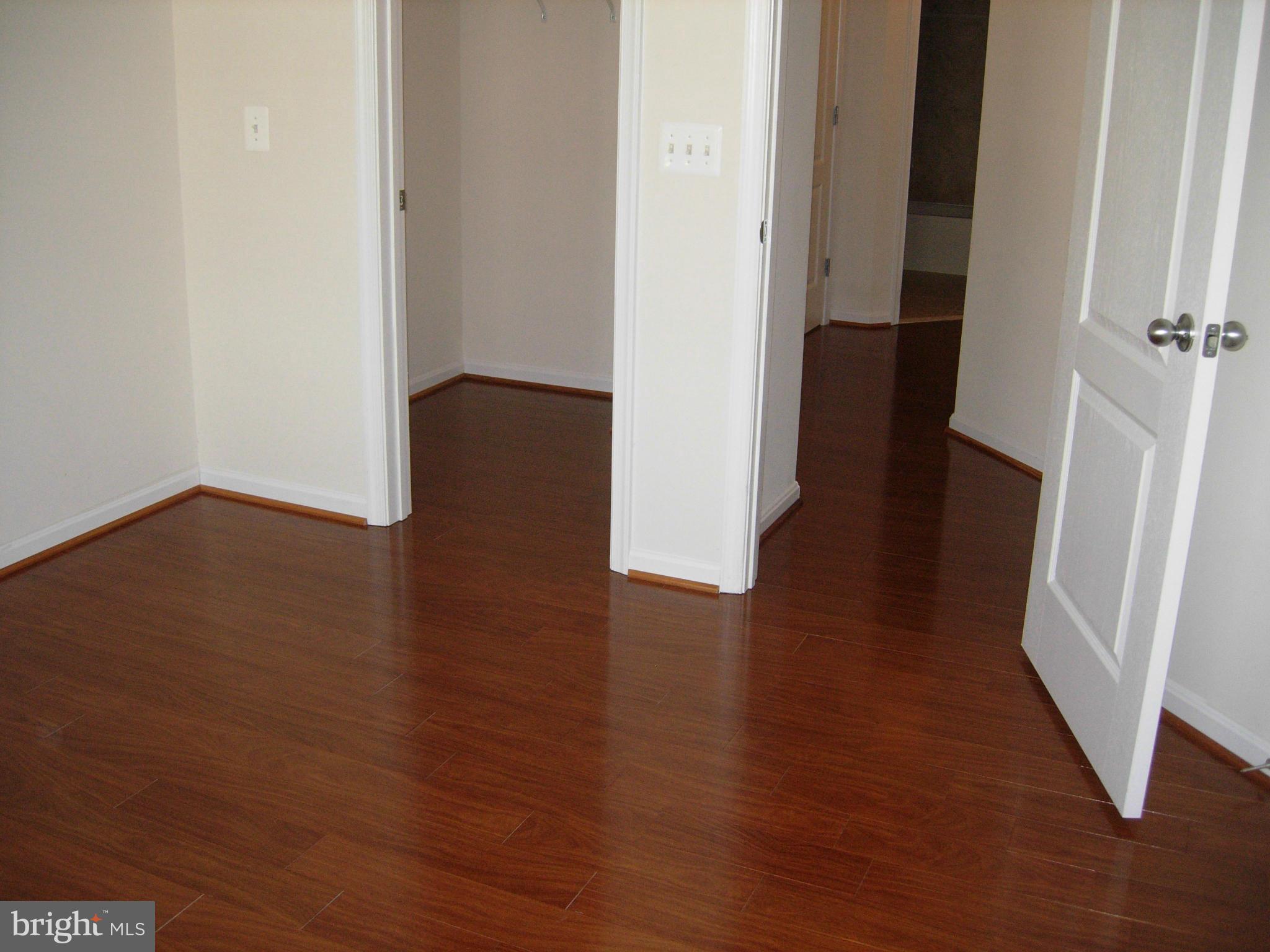 LANSDOWNE TOWN CENTER - Residential Lease