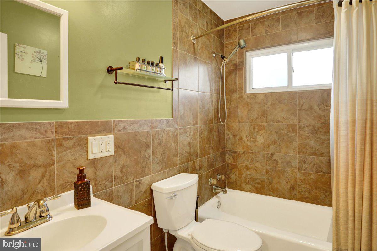 SHILLINGTON - Residential