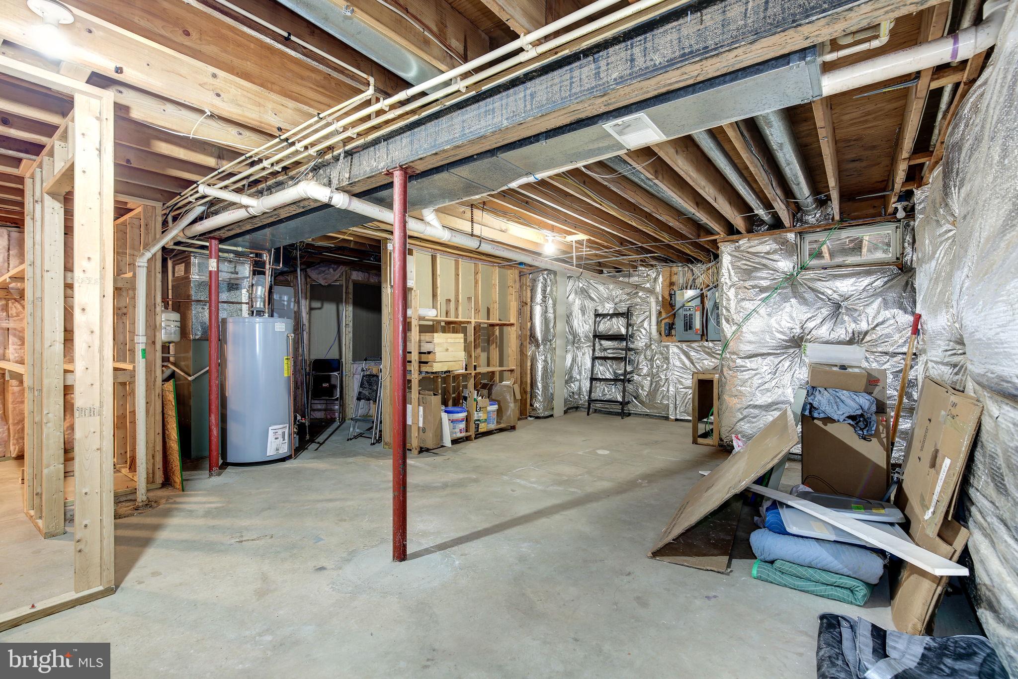 FOXLAIR ACRES - Residential Lease