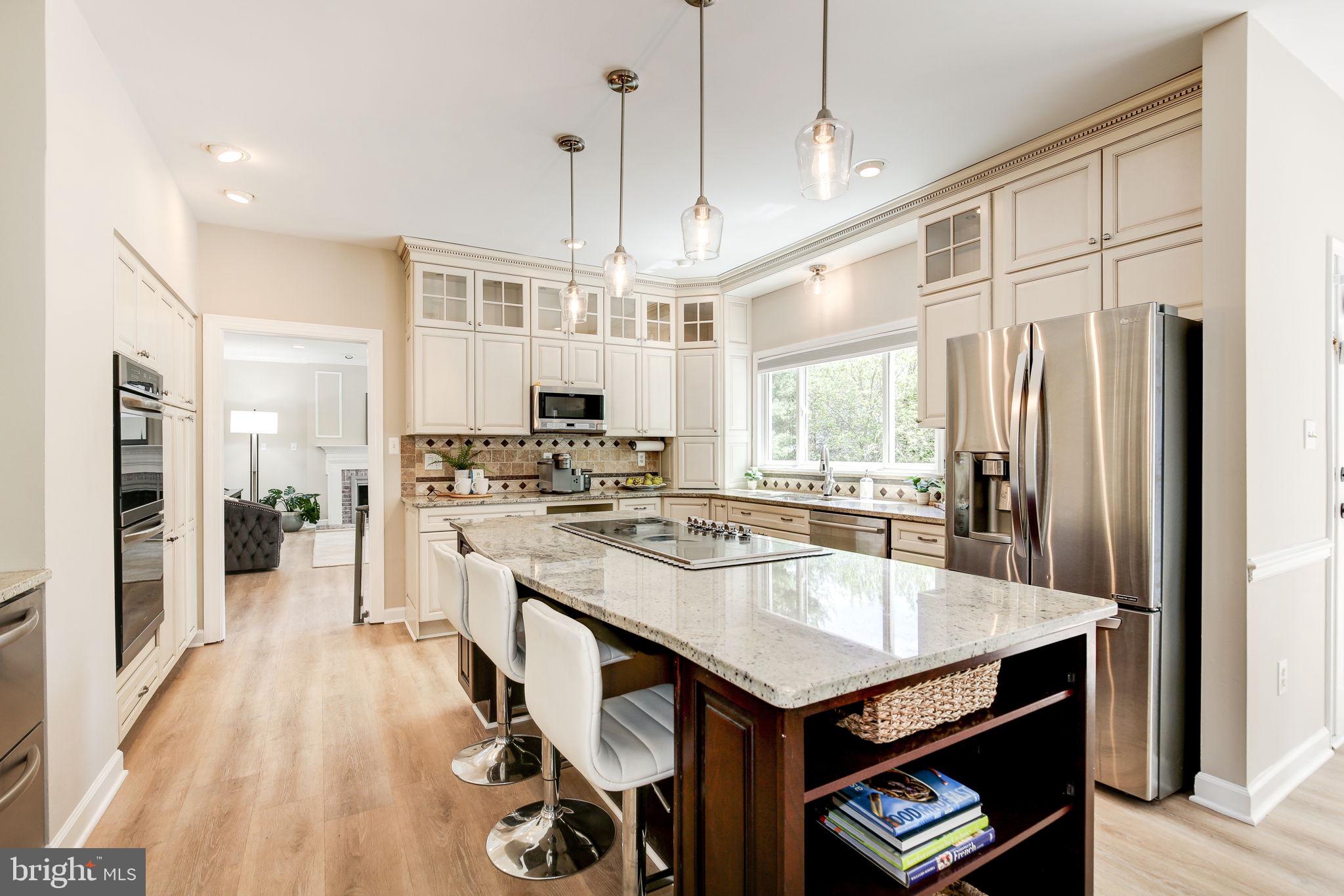 FOXLAIR ACRES - Residential Lease