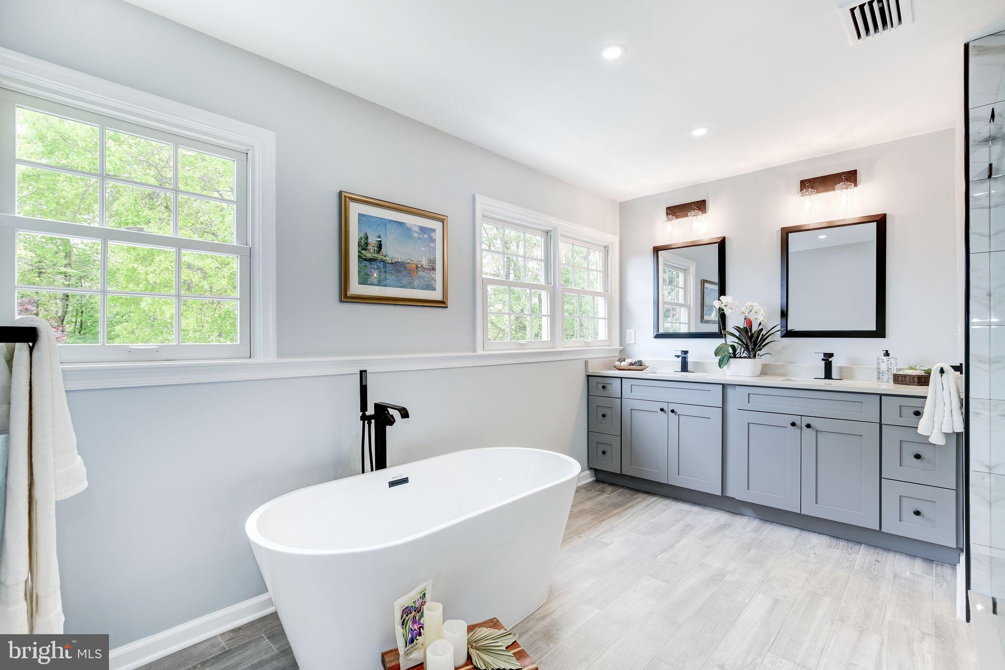 FOXLAIR ACRES - Residential Lease