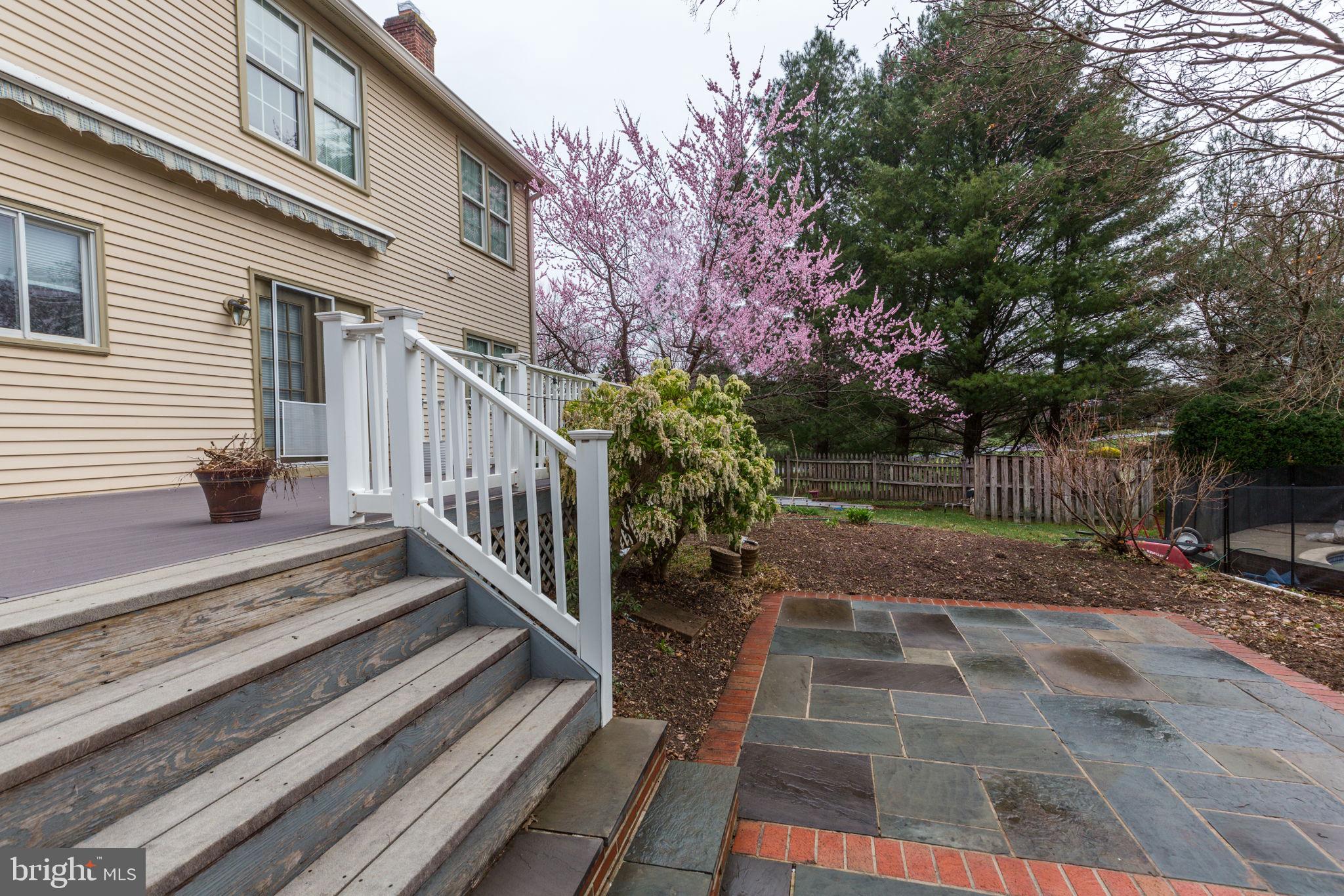 FOXLAIR ACRES - Residential Lease