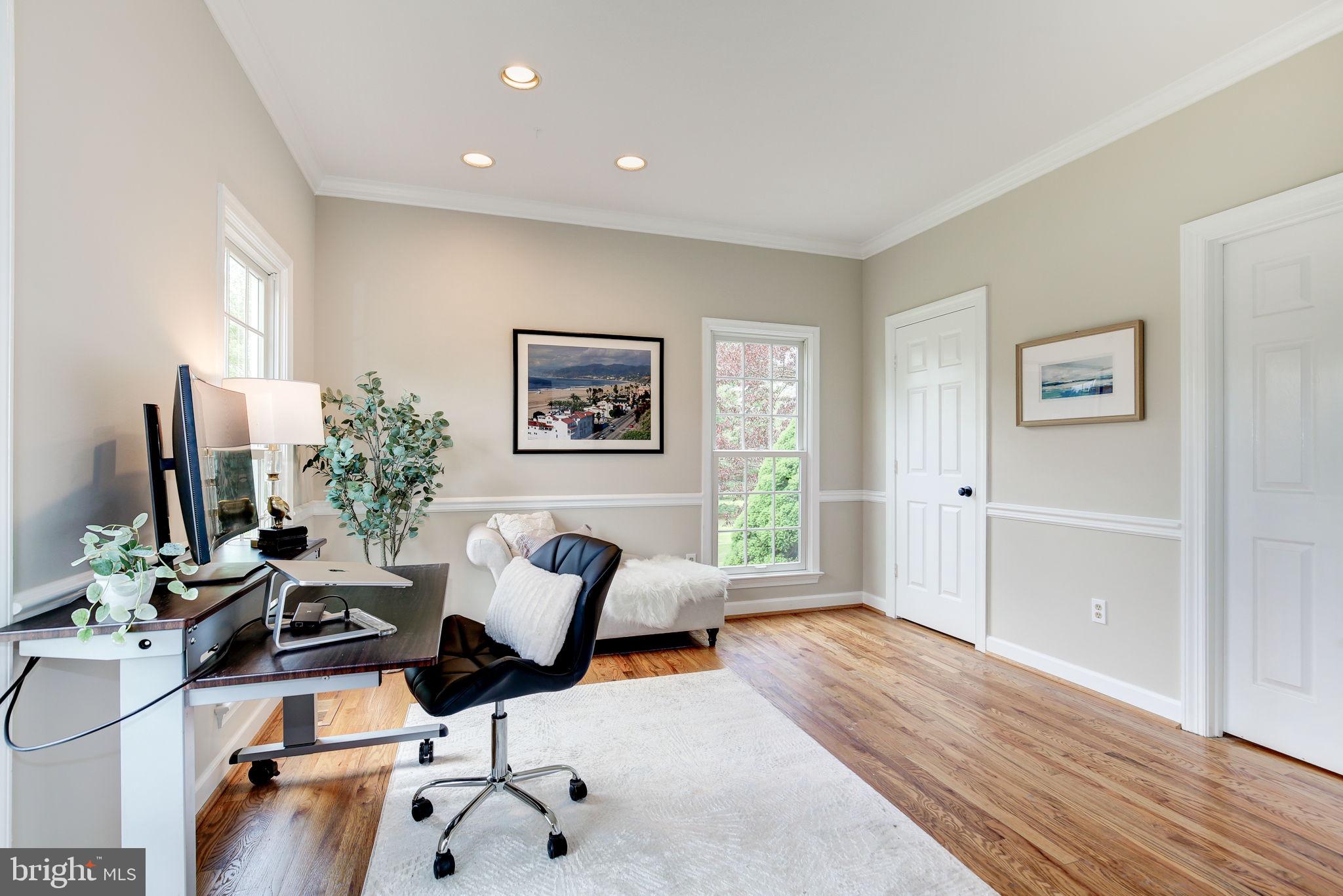 FOXLAIR ACRES - Residential Lease