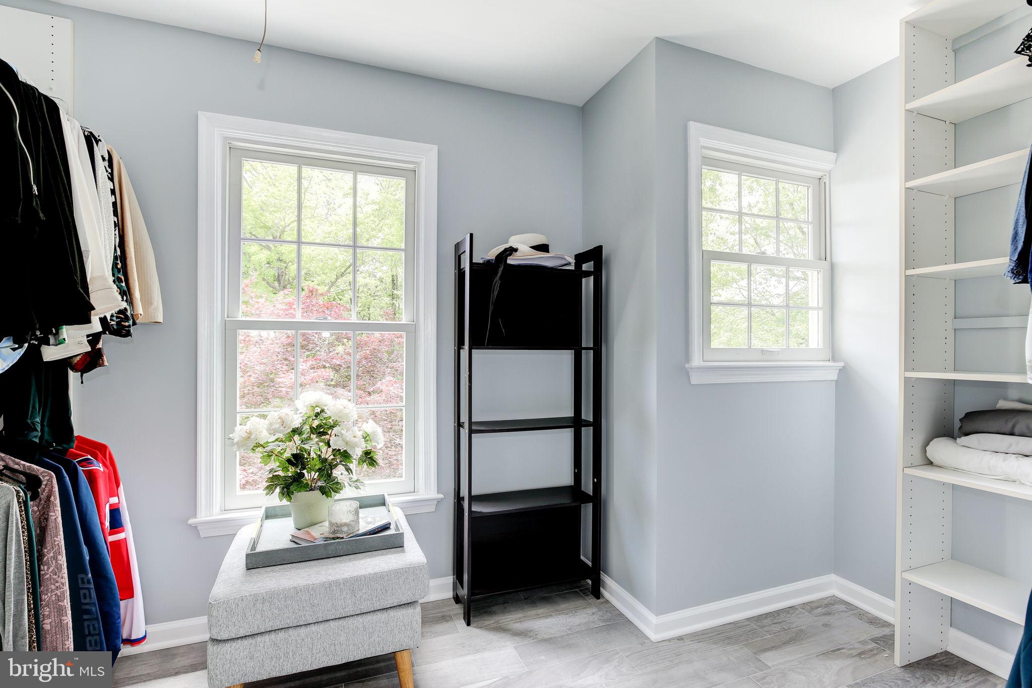 FOXLAIR ACRES - Residential Lease