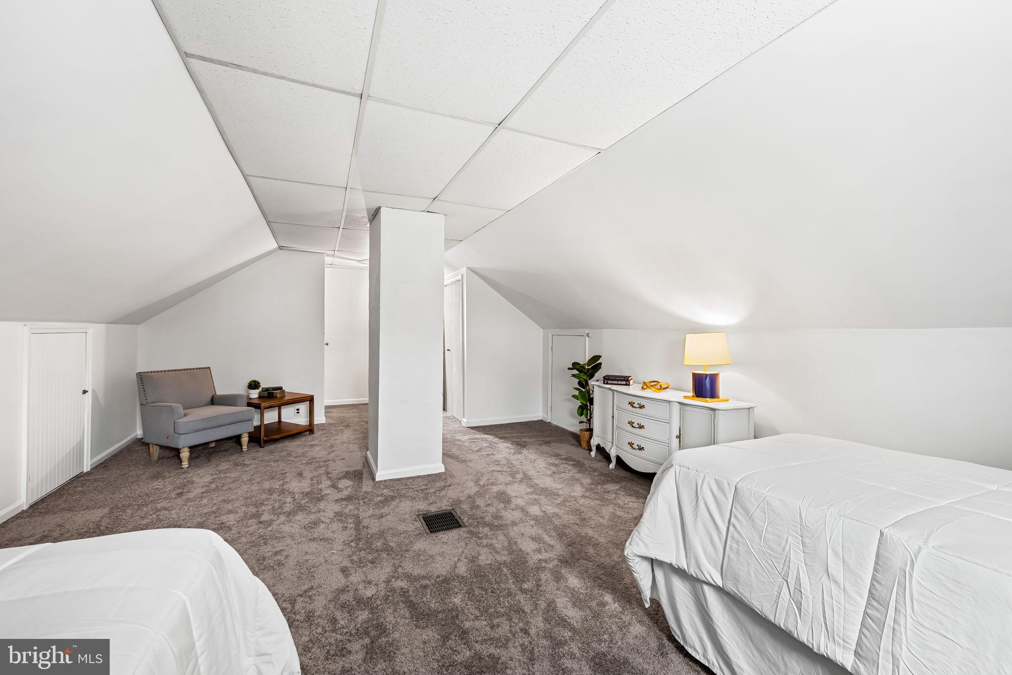 SHIPLEY HEIGHTS - Residential