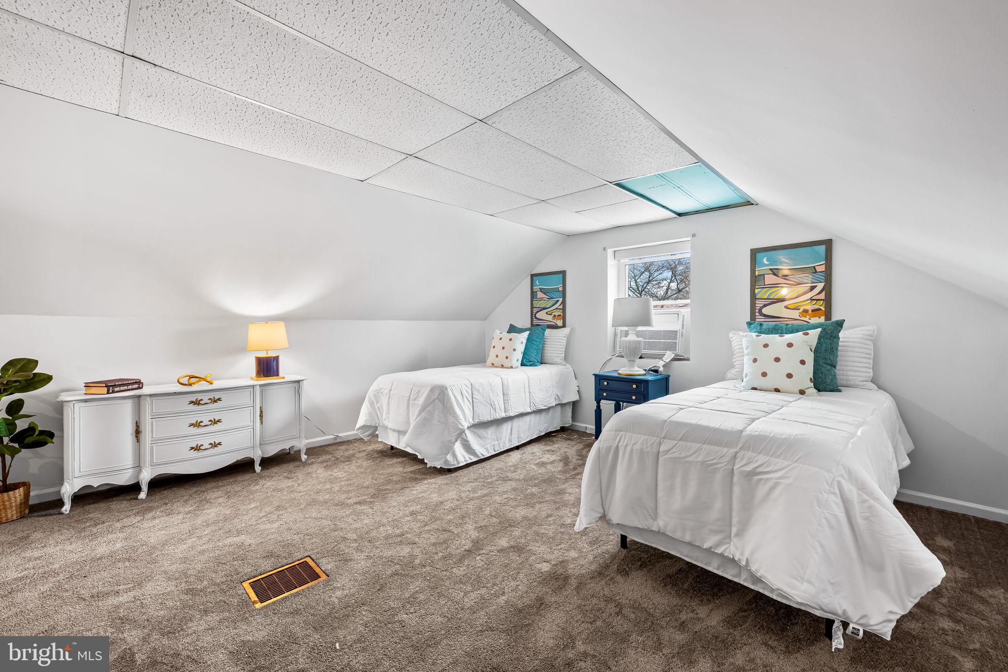 SHIPLEY HEIGHTS - Residential