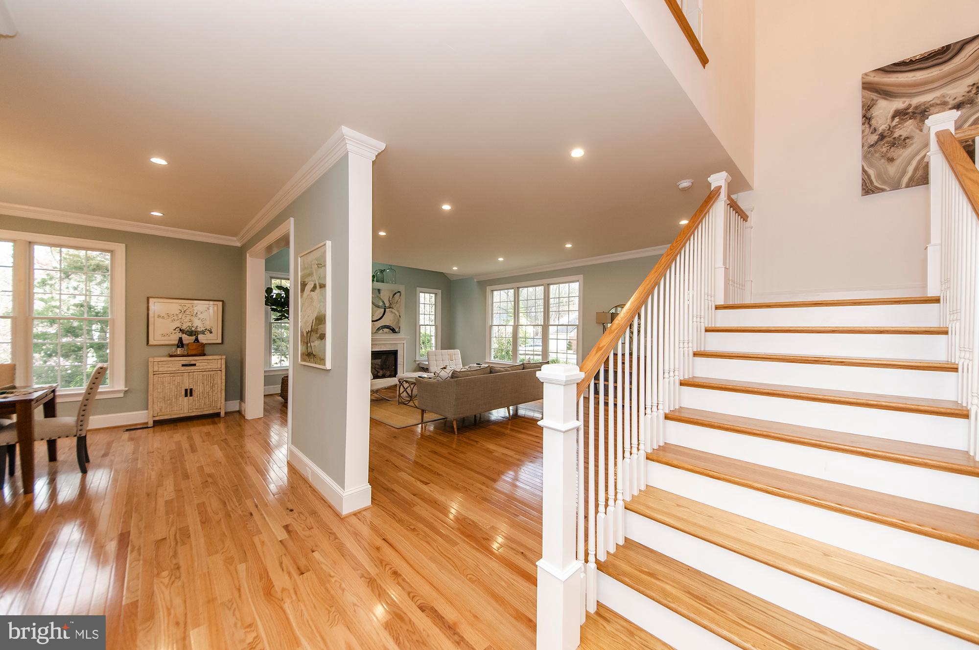 POMPONIO TERRACE - Residential