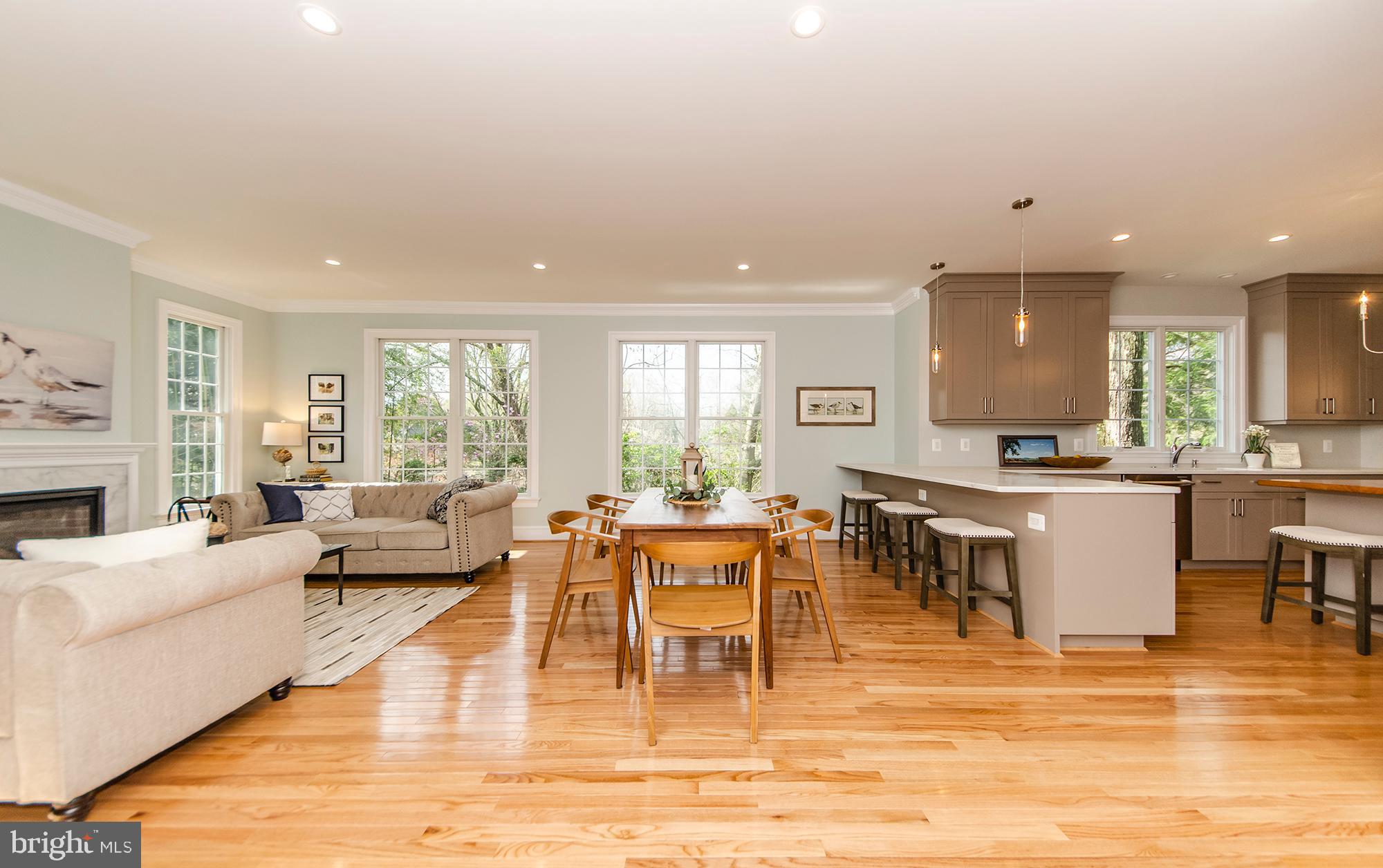 POMPONIO TERRACE - Residential