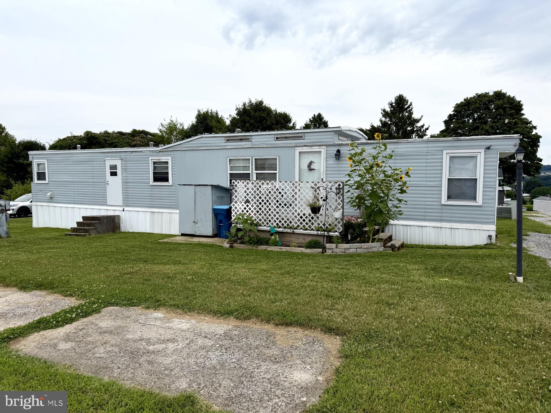 30 WINDSOR ACRES