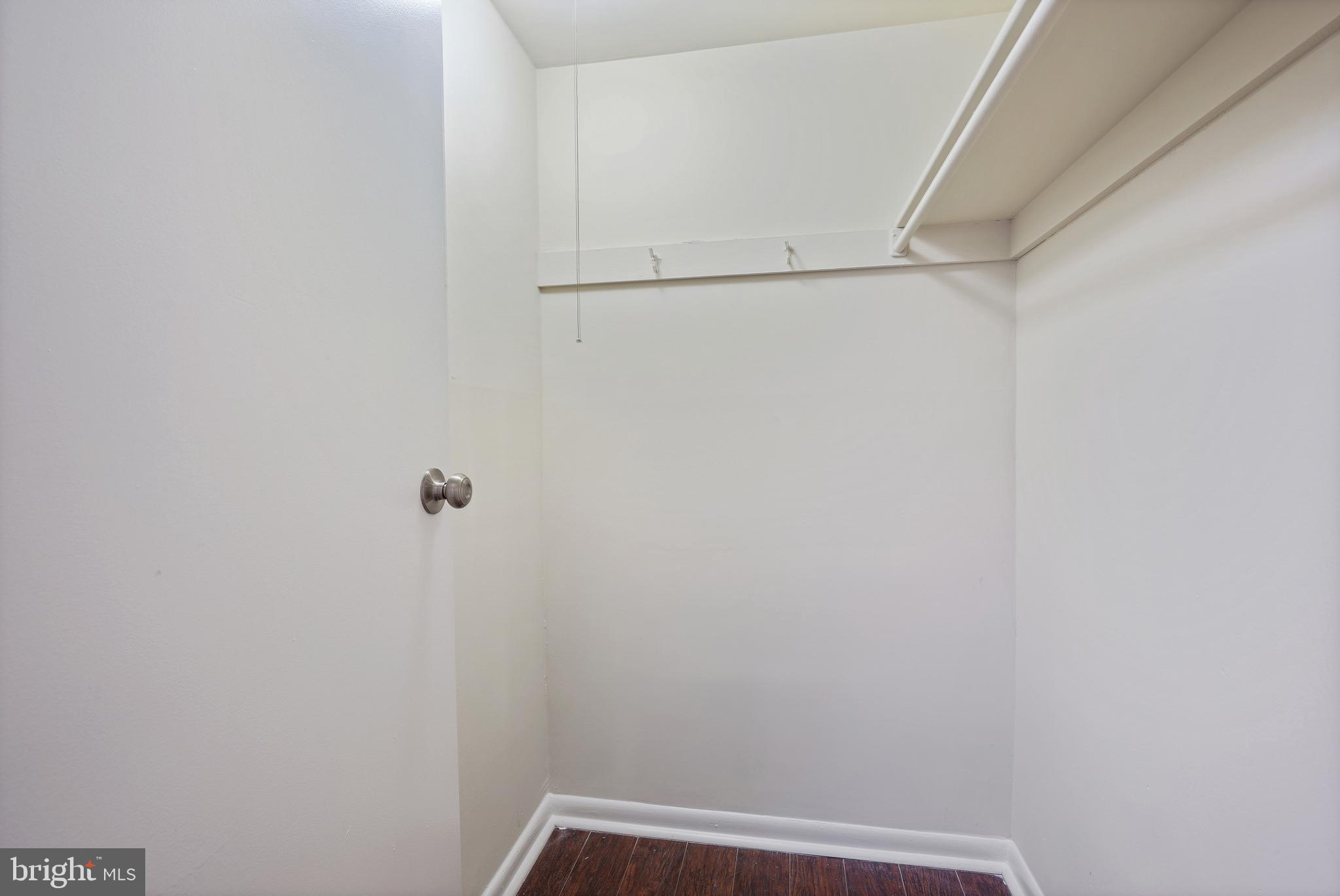 CHESTNUT GROVE - Residential