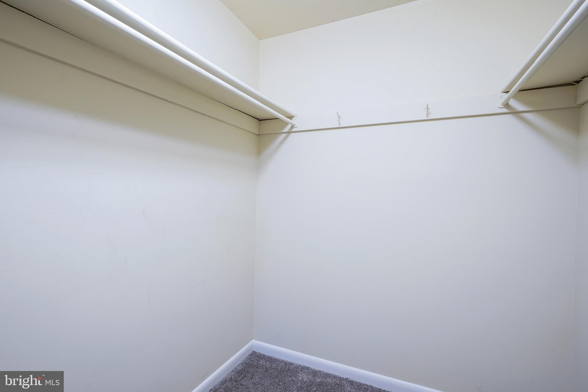 CHESTNUT GROVE - Residential