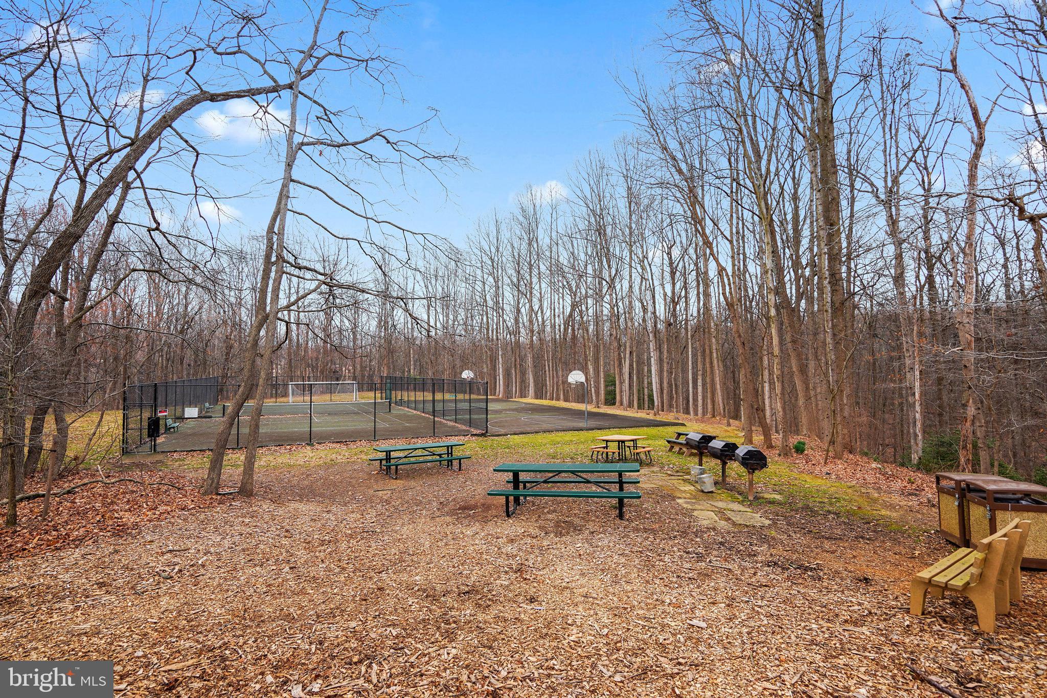 CHESTNUT GROVE - Residential