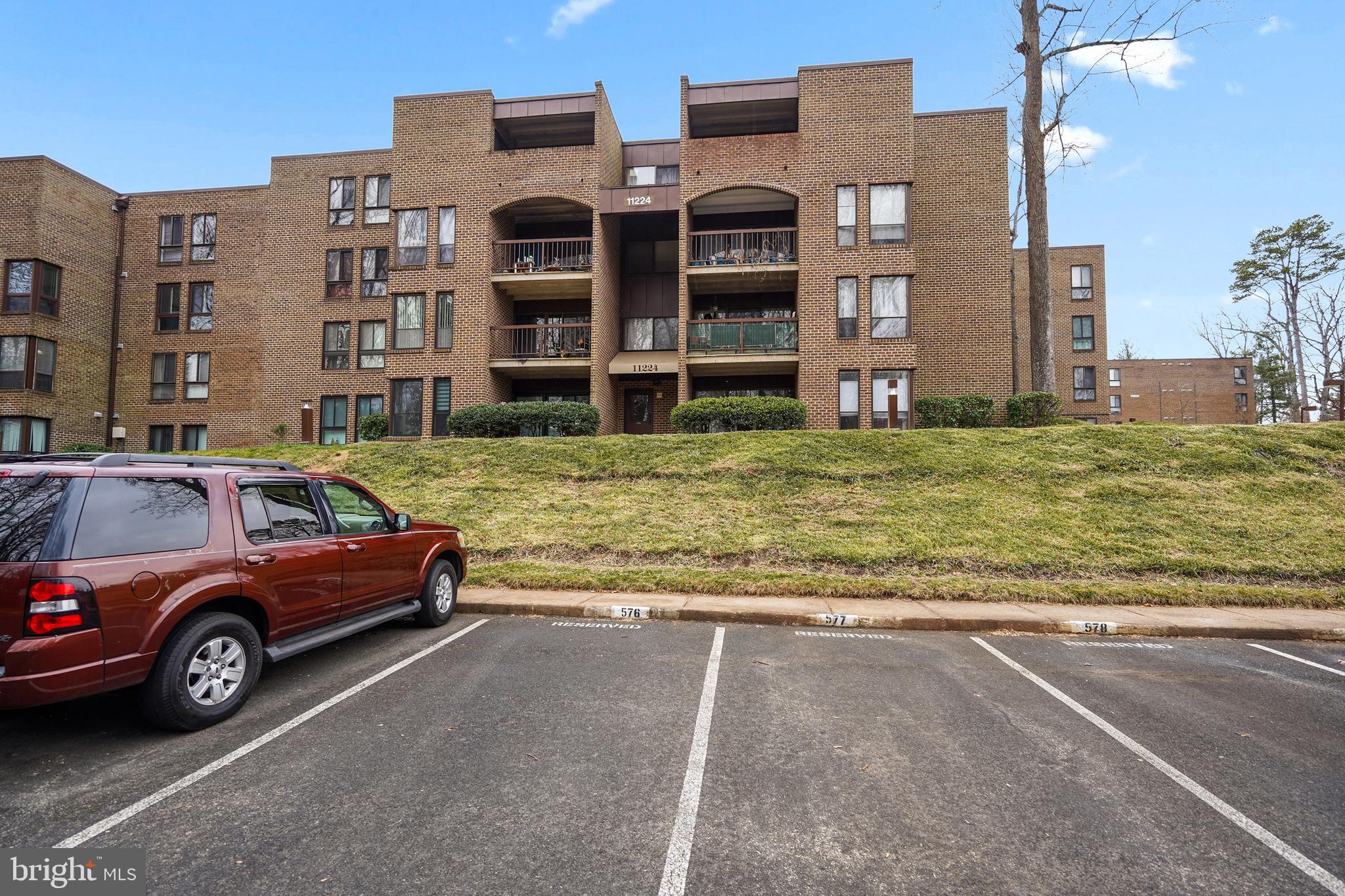 CHESTNUT GROVE - Residential