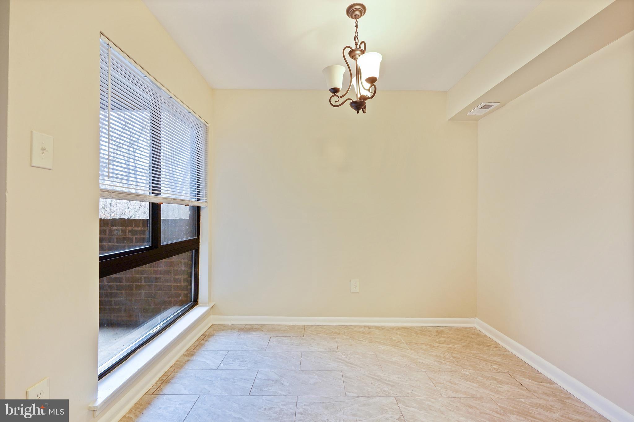 CHESTNUT GROVE - Residential