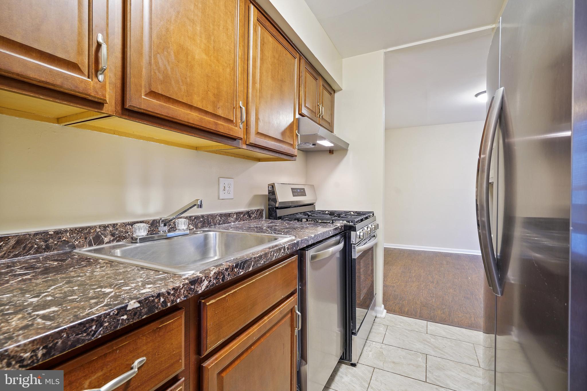 CHESTNUT GROVE - Residential