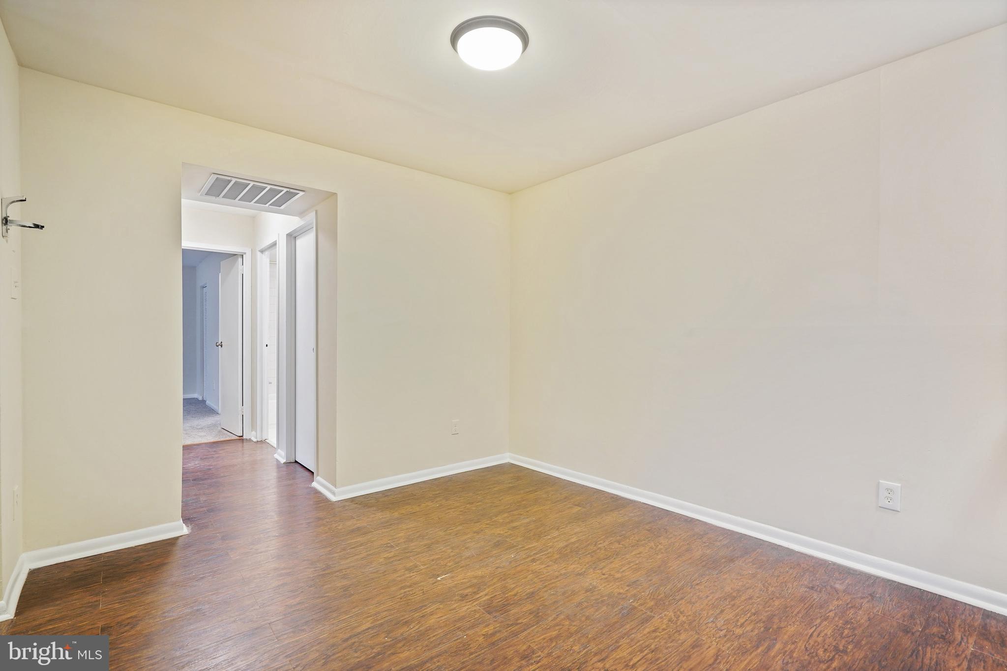 CHESTNUT GROVE - Residential