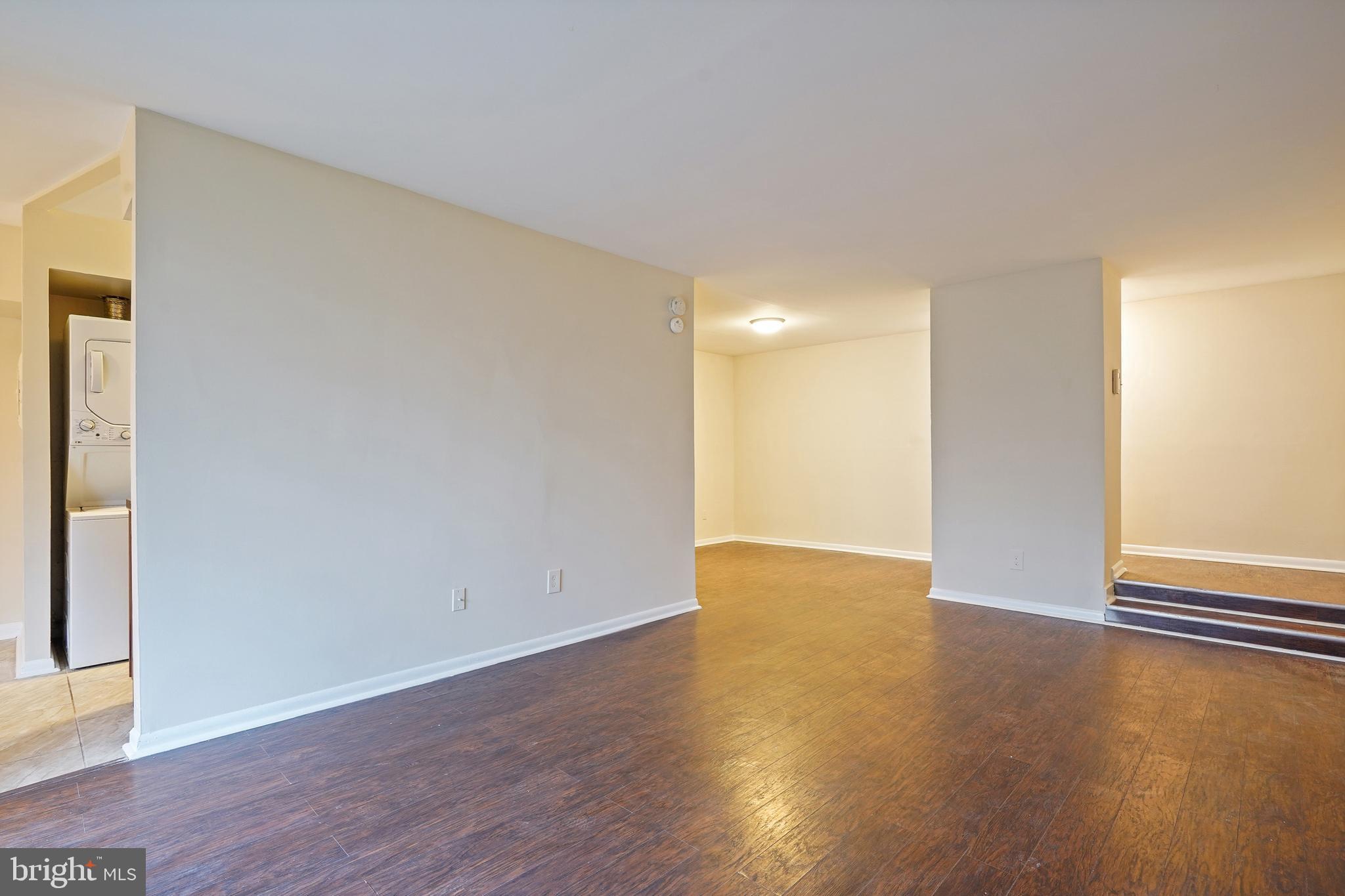 CHESTNUT GROVE - Residential