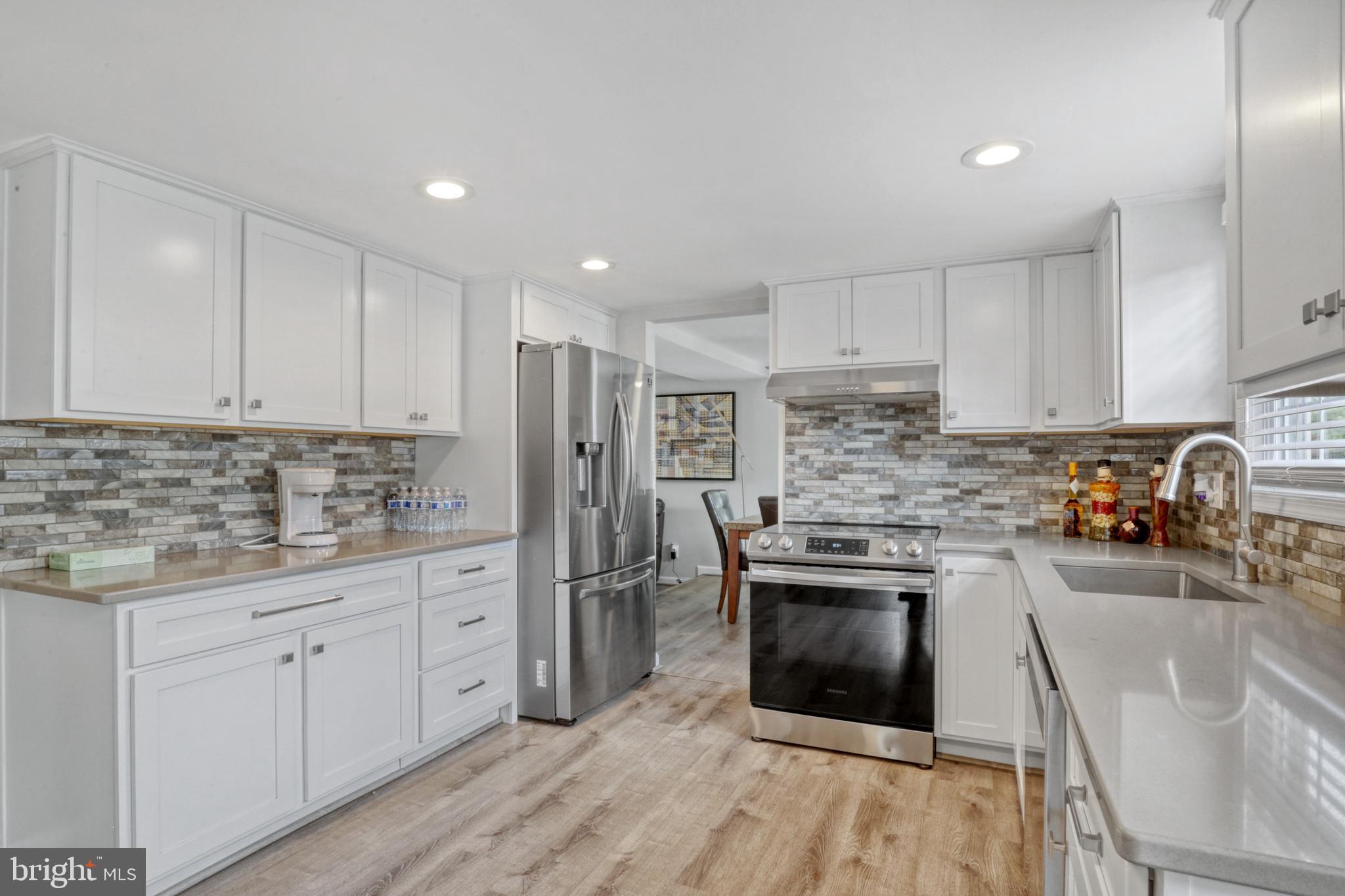 OAK TREE - Residential Lease