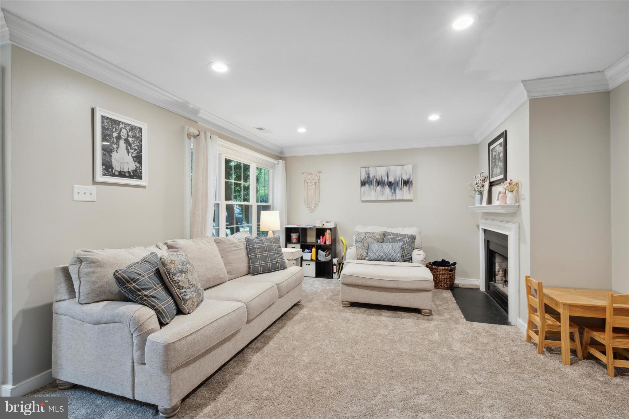 PERKIOMEN WOODS - Residential Lease