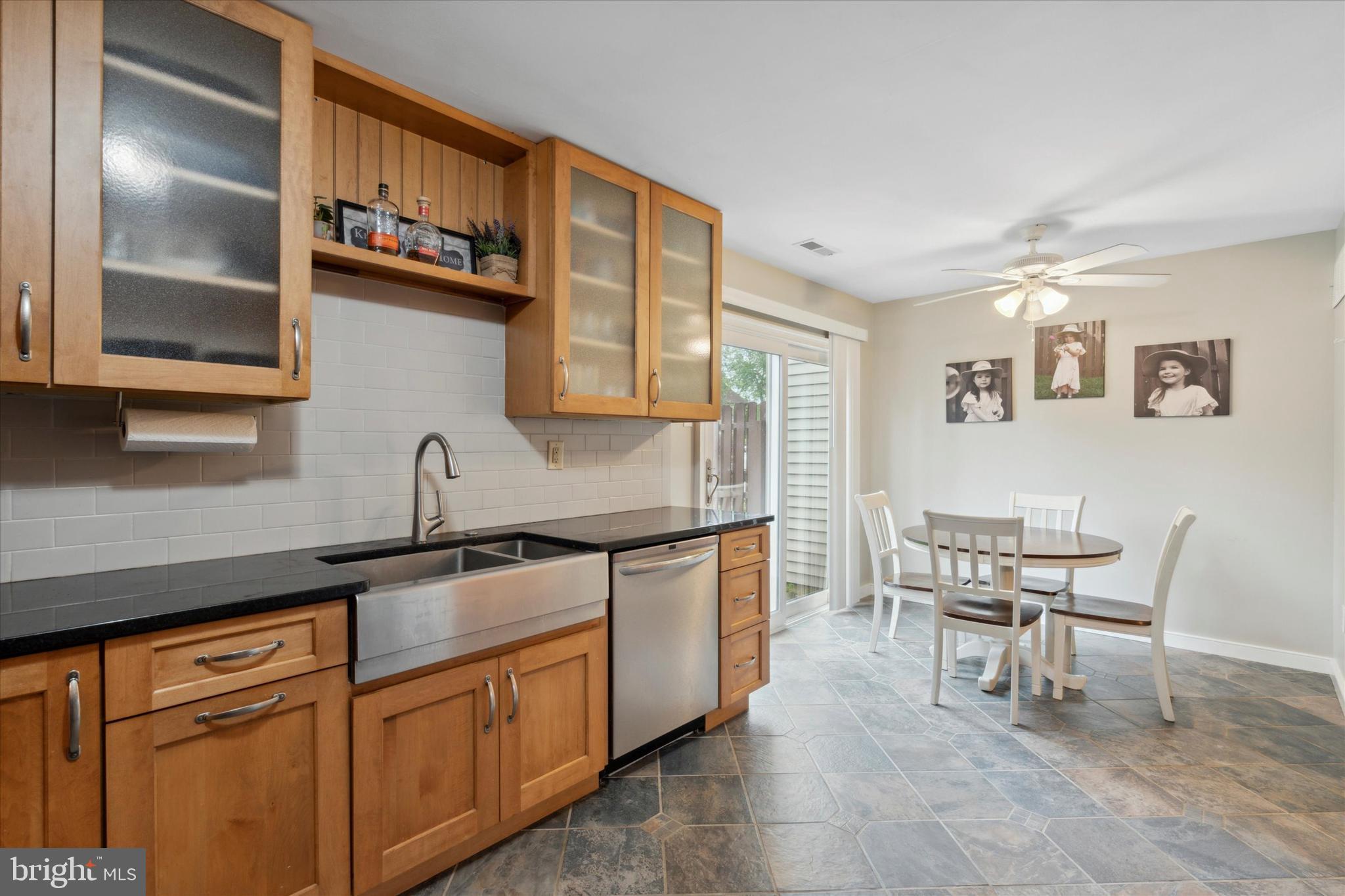 PERKIOMEN WOODS - Residential Lease