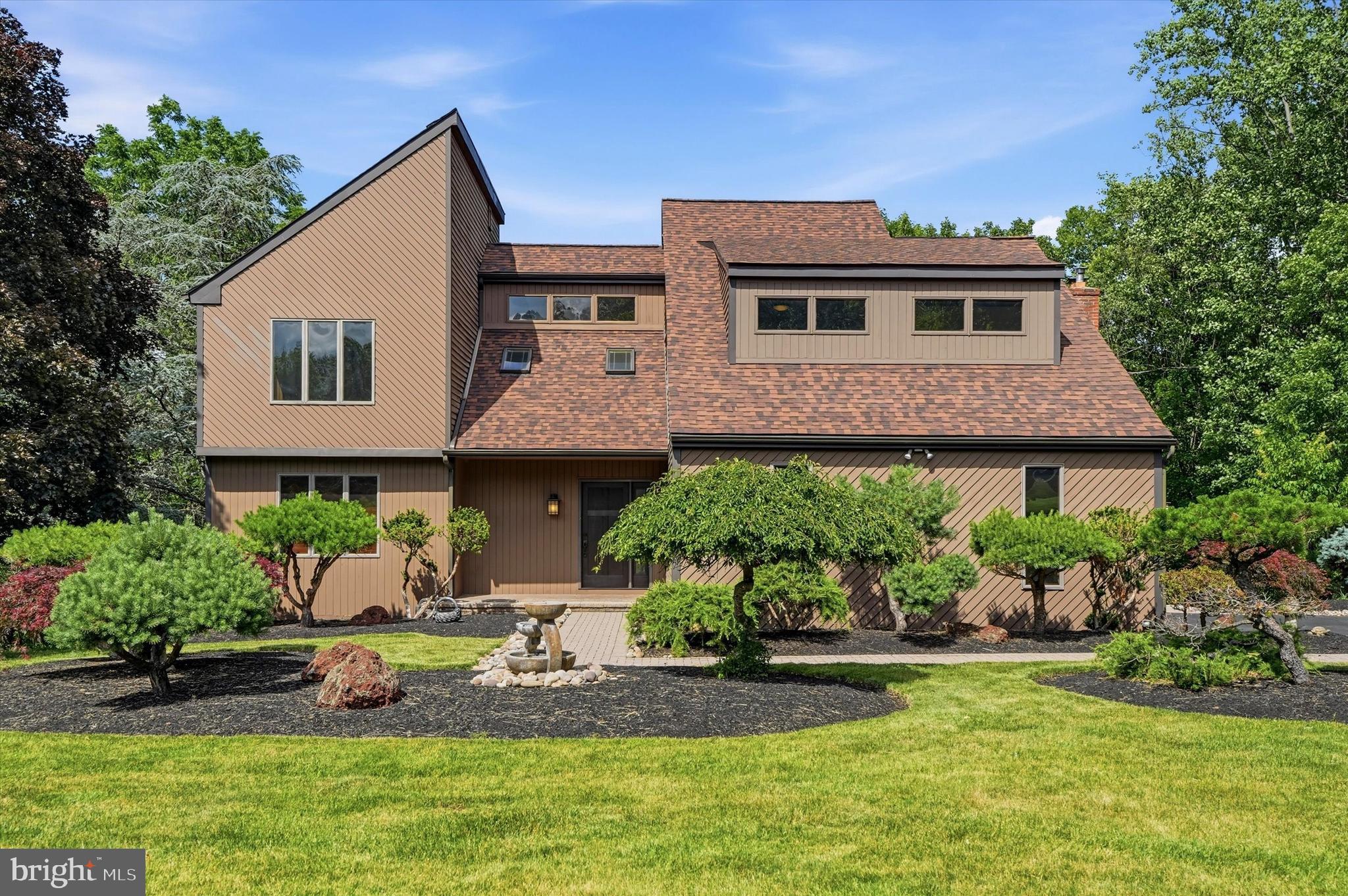 84 SKOURES LANE