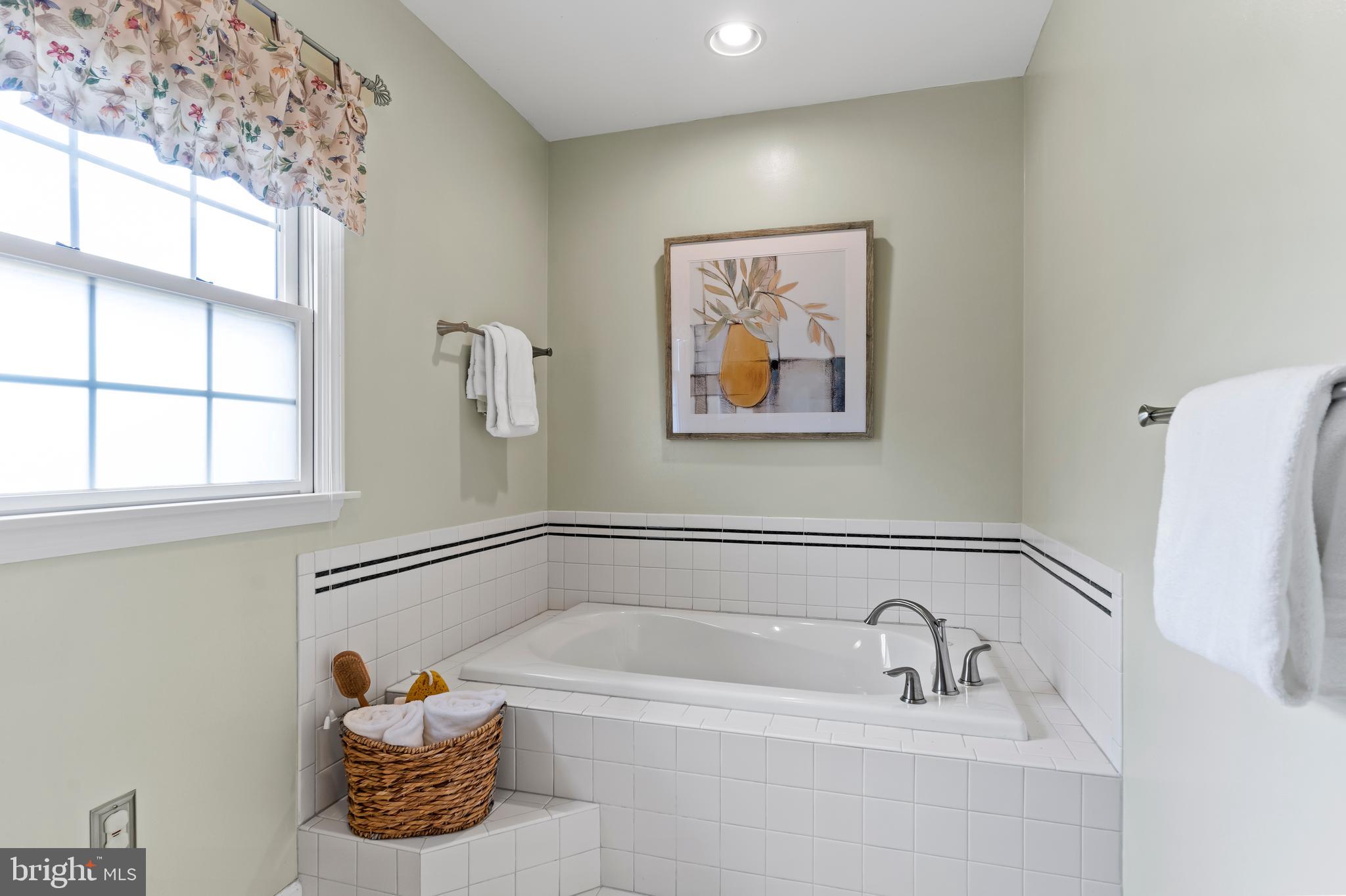 KINGSWOOD - Residential