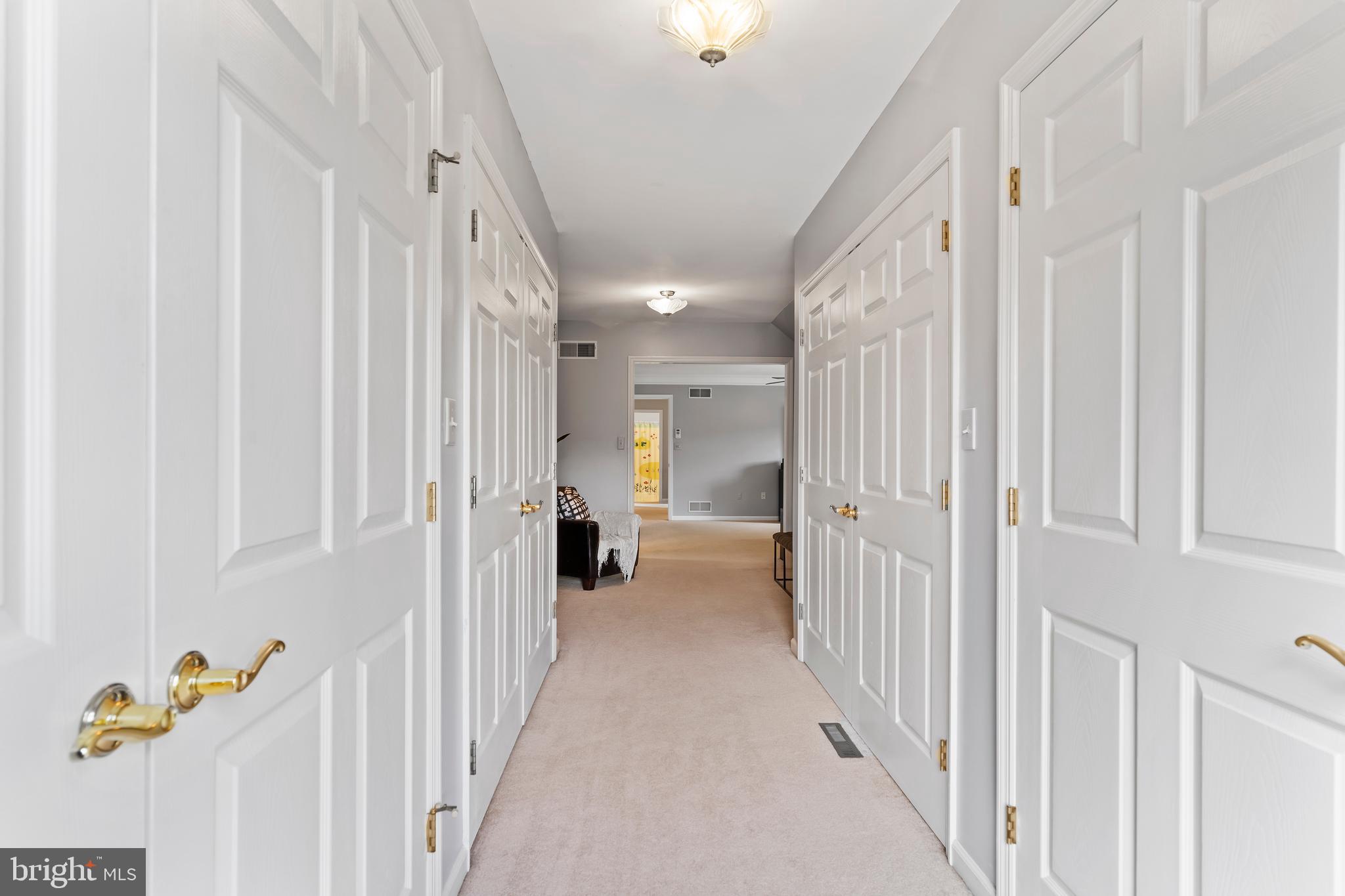 KINGSWOOD - Residential