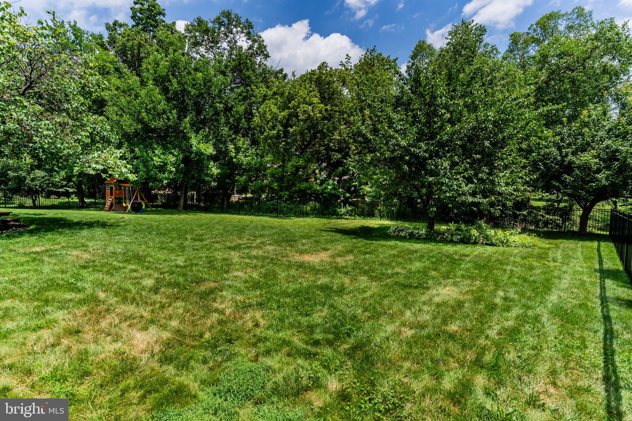 KINGSWOOD - Residential