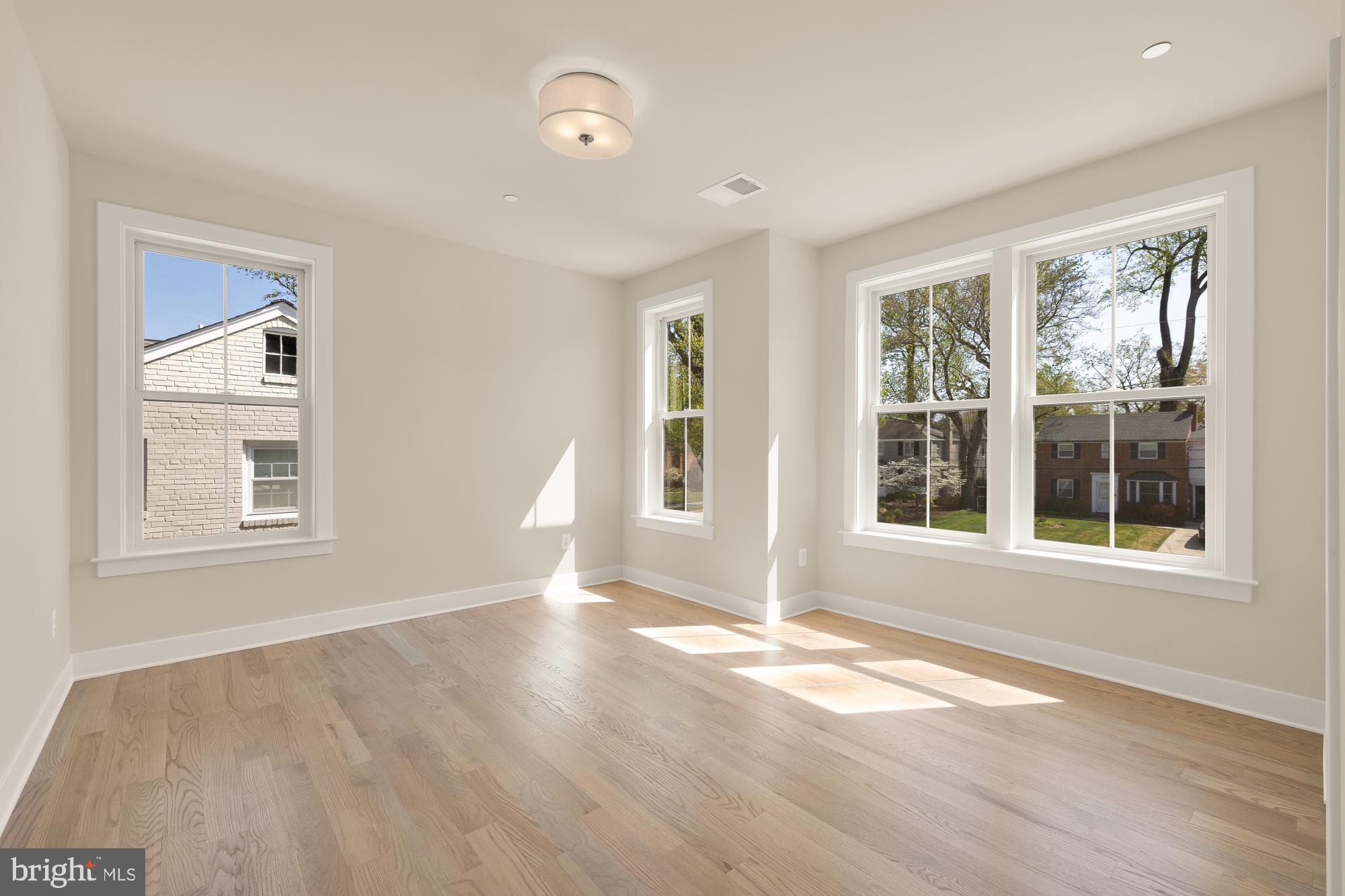 BRADMOOR - Residential