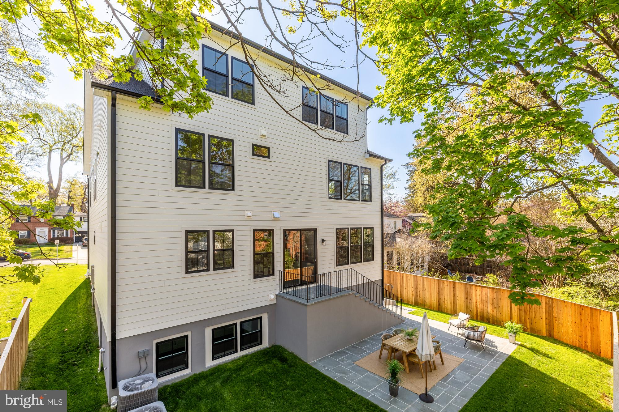 BRADMOOR - Residential