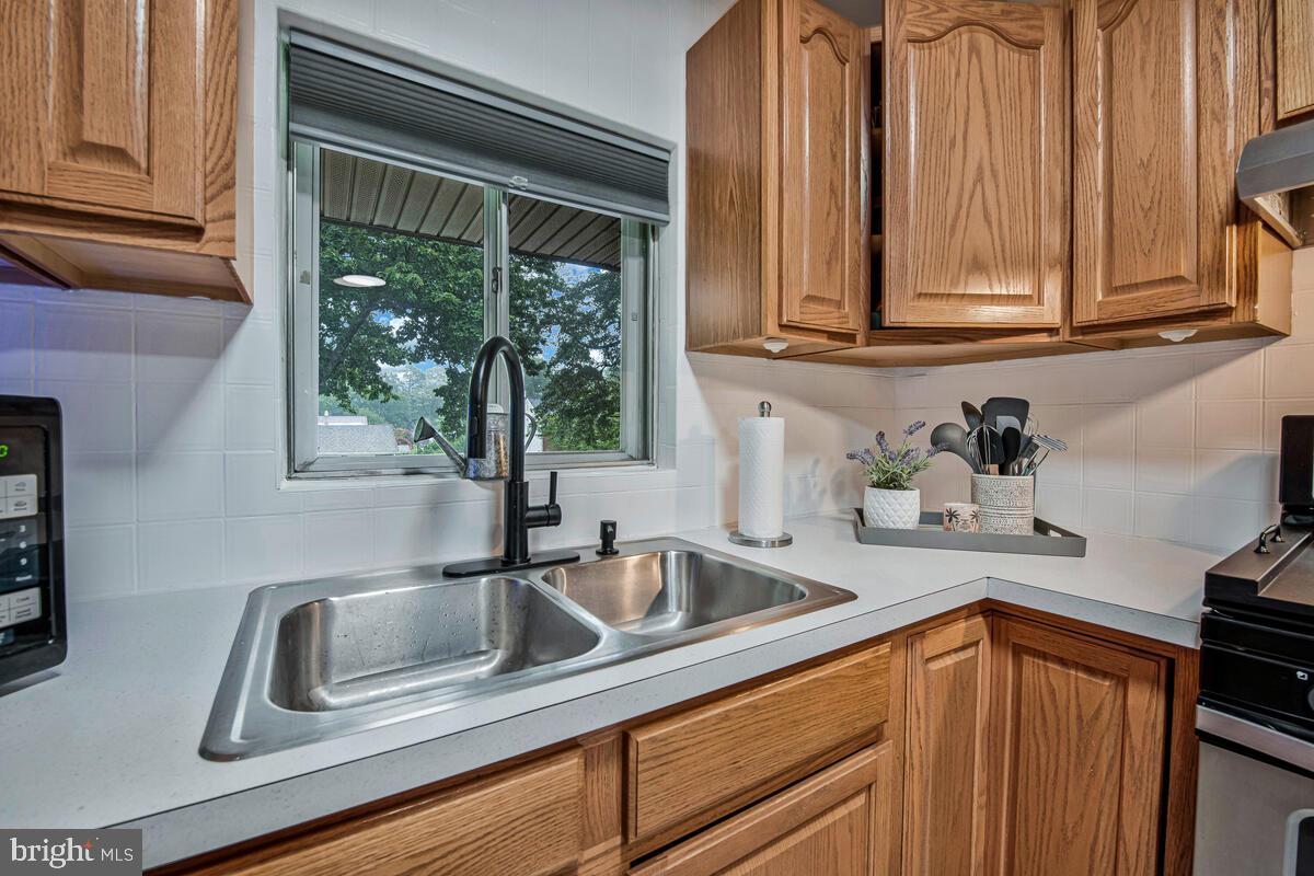 THE HIGHLANDS - Residential