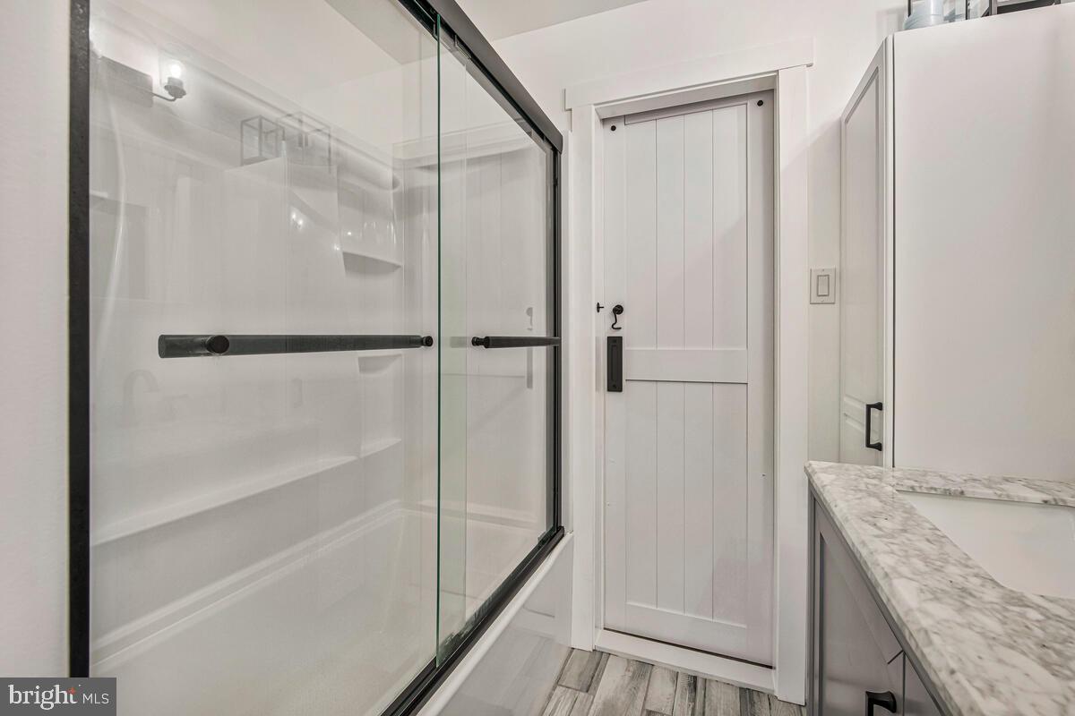 THE HIGHLANDS - Residential