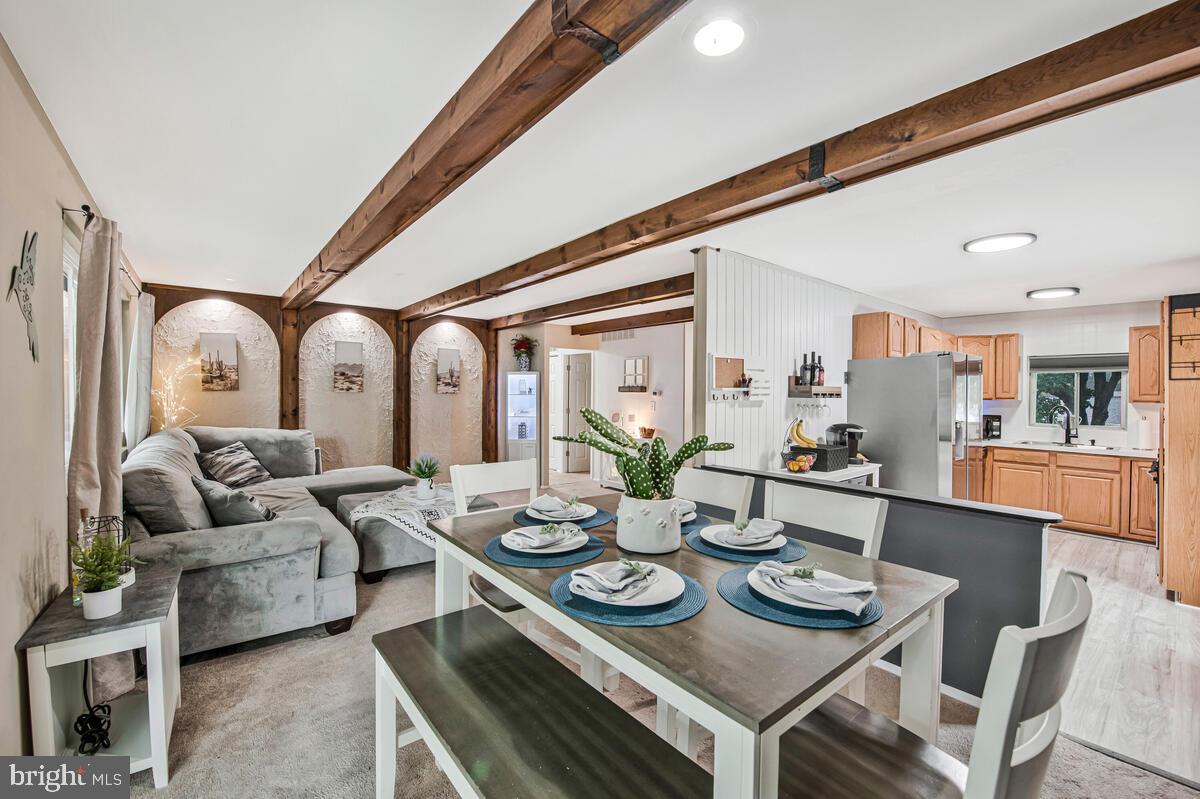 THE HIGHLANDS - Residential