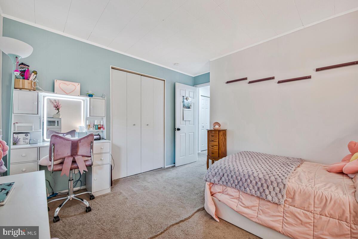 THE HIGHLANDS - Residential