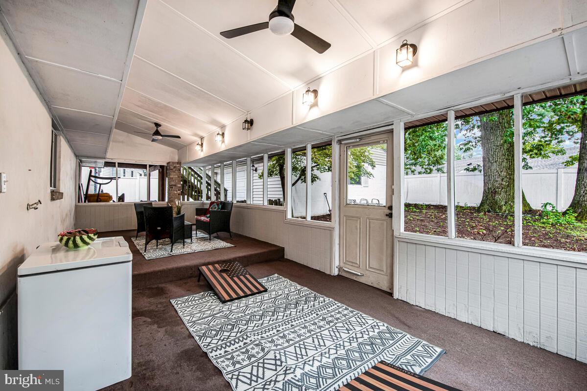 THE HIGHLANDS - Residential