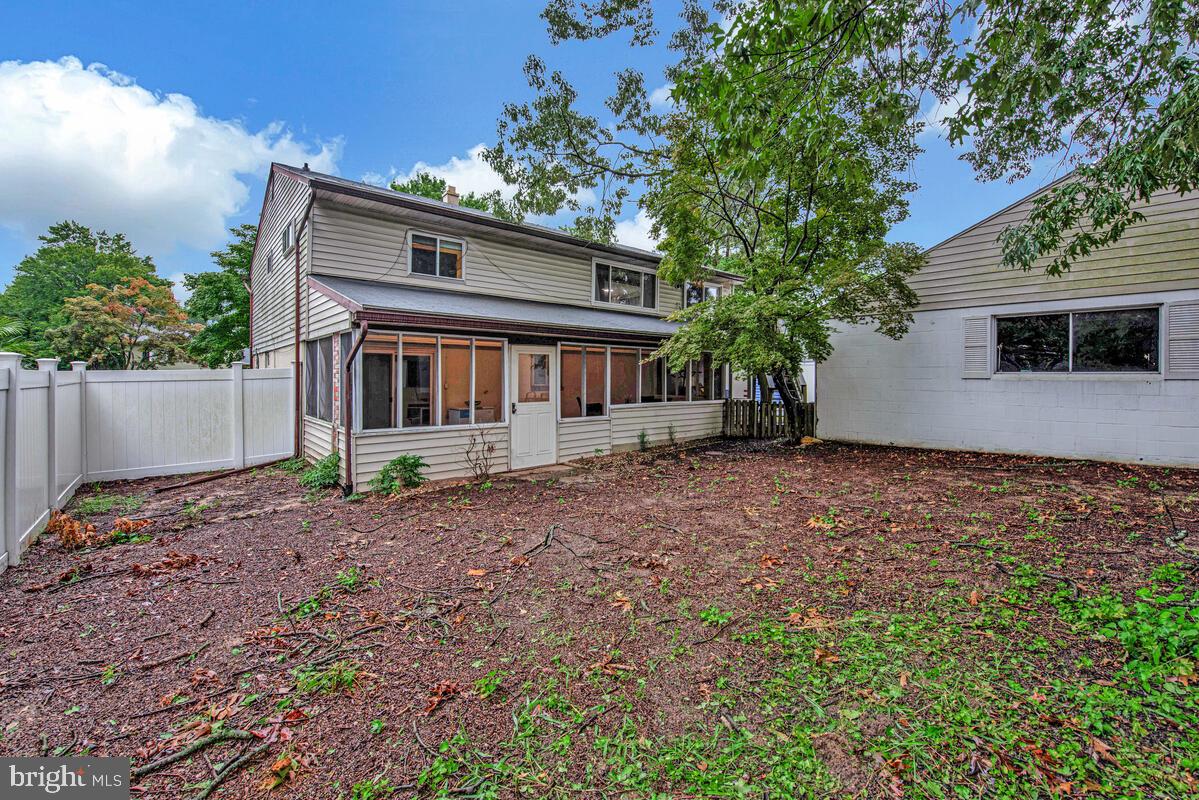 THE HIGHLANDS - Residential