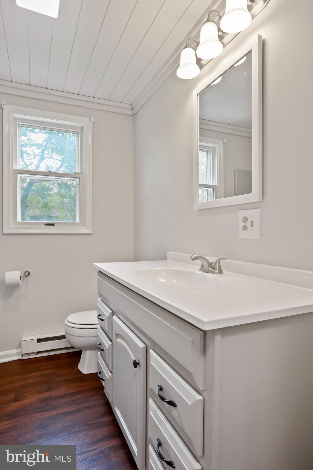 ROCK SPRING ACRES - Residential