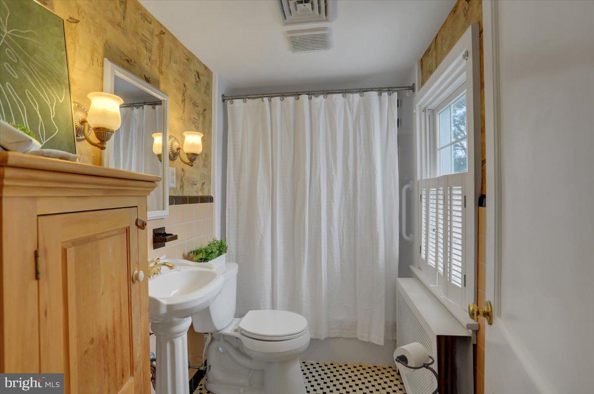 CAMP HILL HEIGHTS - Residential