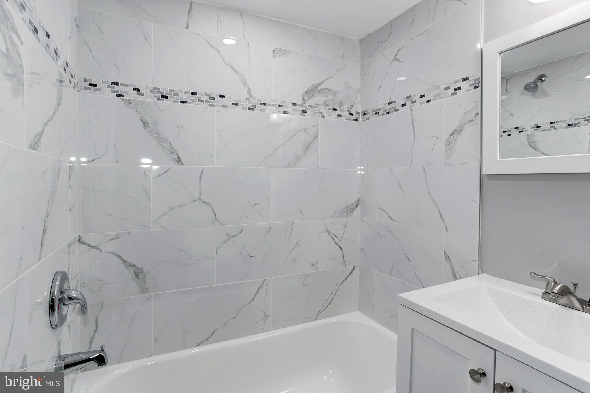 FOREST SPRING CONDO-PHAS - Residential