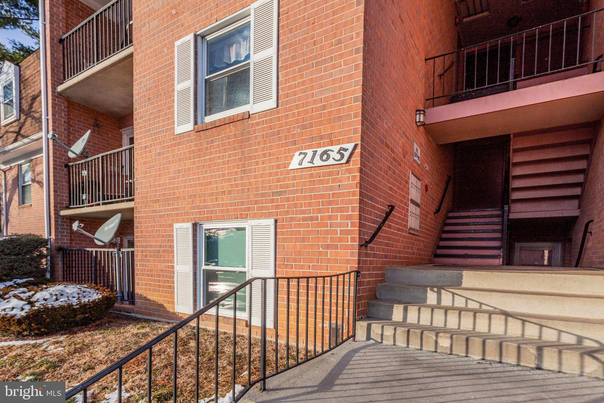 FOREST SPRING CONDO-PHAS - Residential